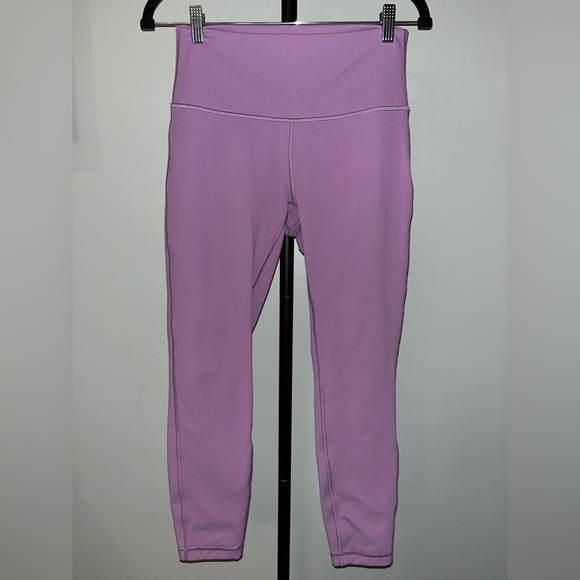 Lululemon Wunder Under High-Rise Tight 25" *Luxtreme
Wisteria Purple | size 8 - Picture 1 of 11